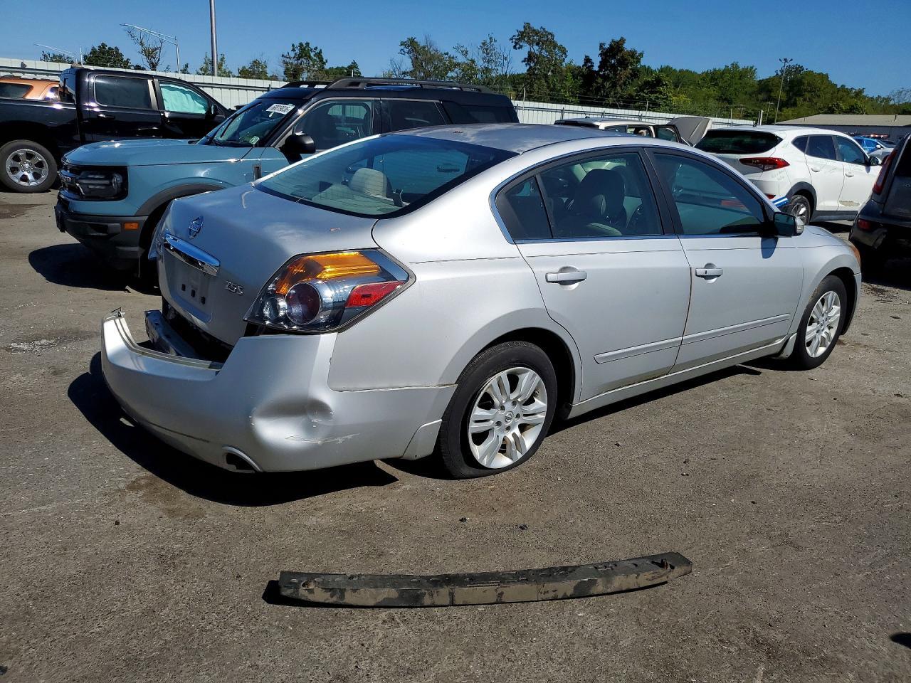 2011 NISSAN ALTIMA 2.5 — Фото 3 из 13