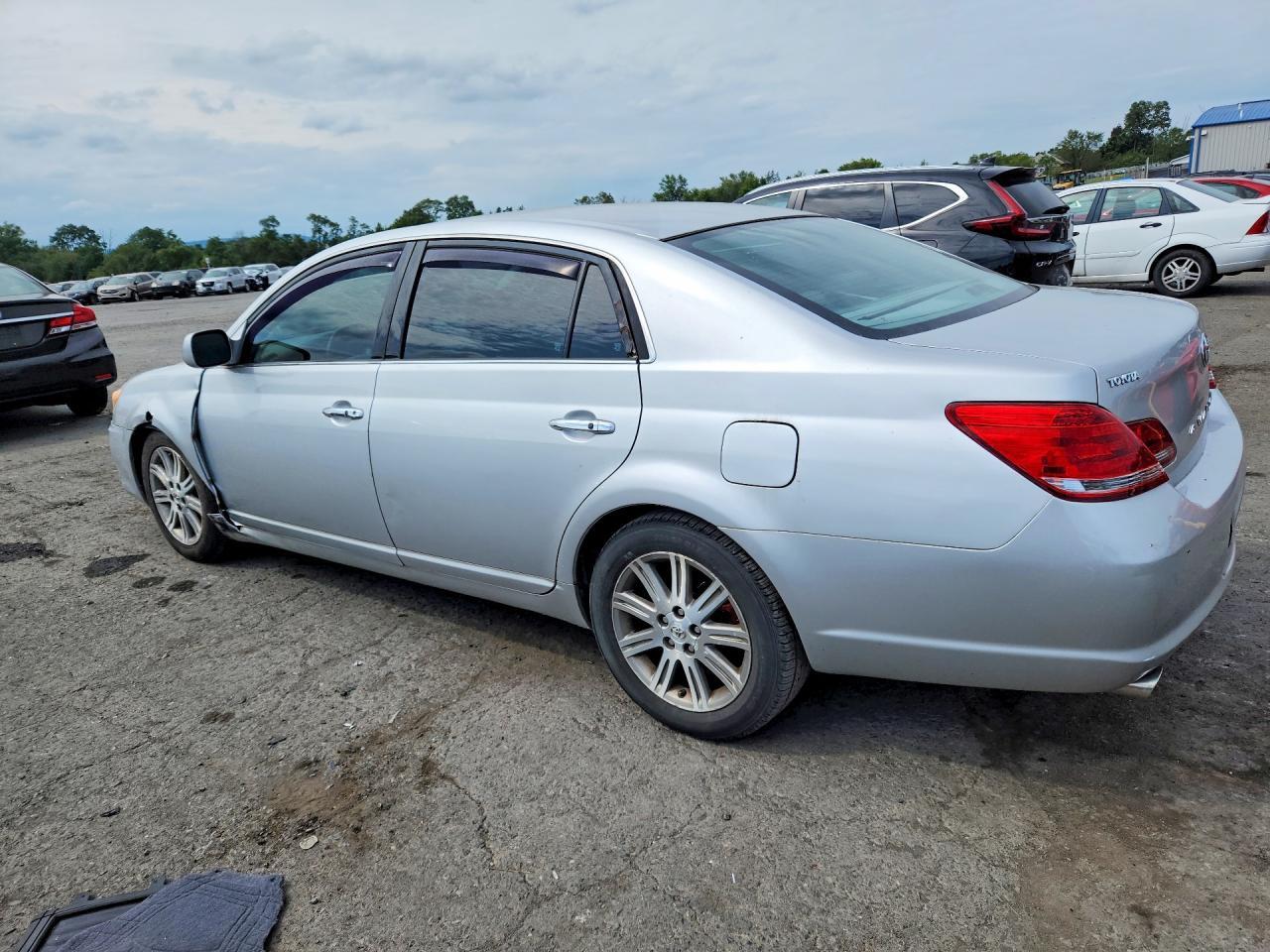 2008 TOYOTA AVALON LIMITED — Фото 2 из 12