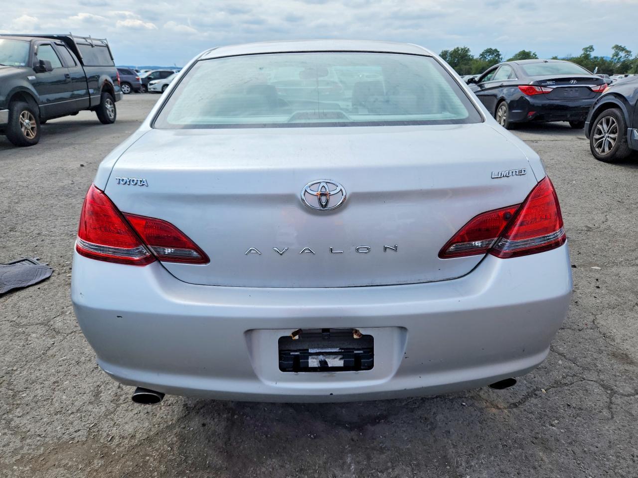 2008 TOYOTA AVALON LIMITED — Фото 6 из 12