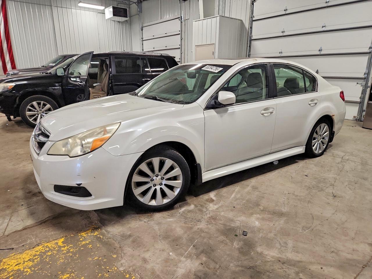 2011 SUBARU LEGACY 4S3BMCL67B3211194