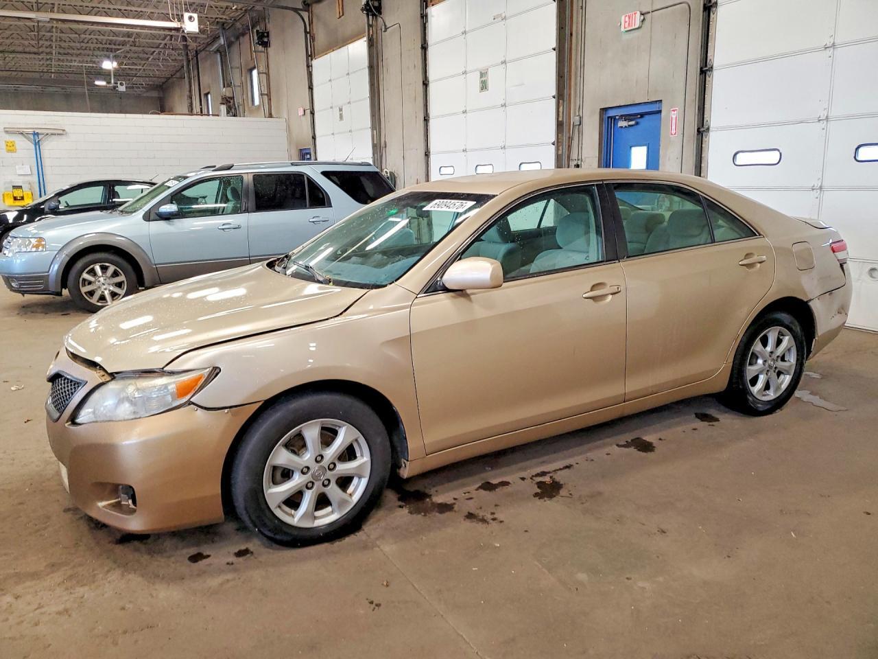 2011 TOYOTA CAMRY 4T1BF3EK5BU686725