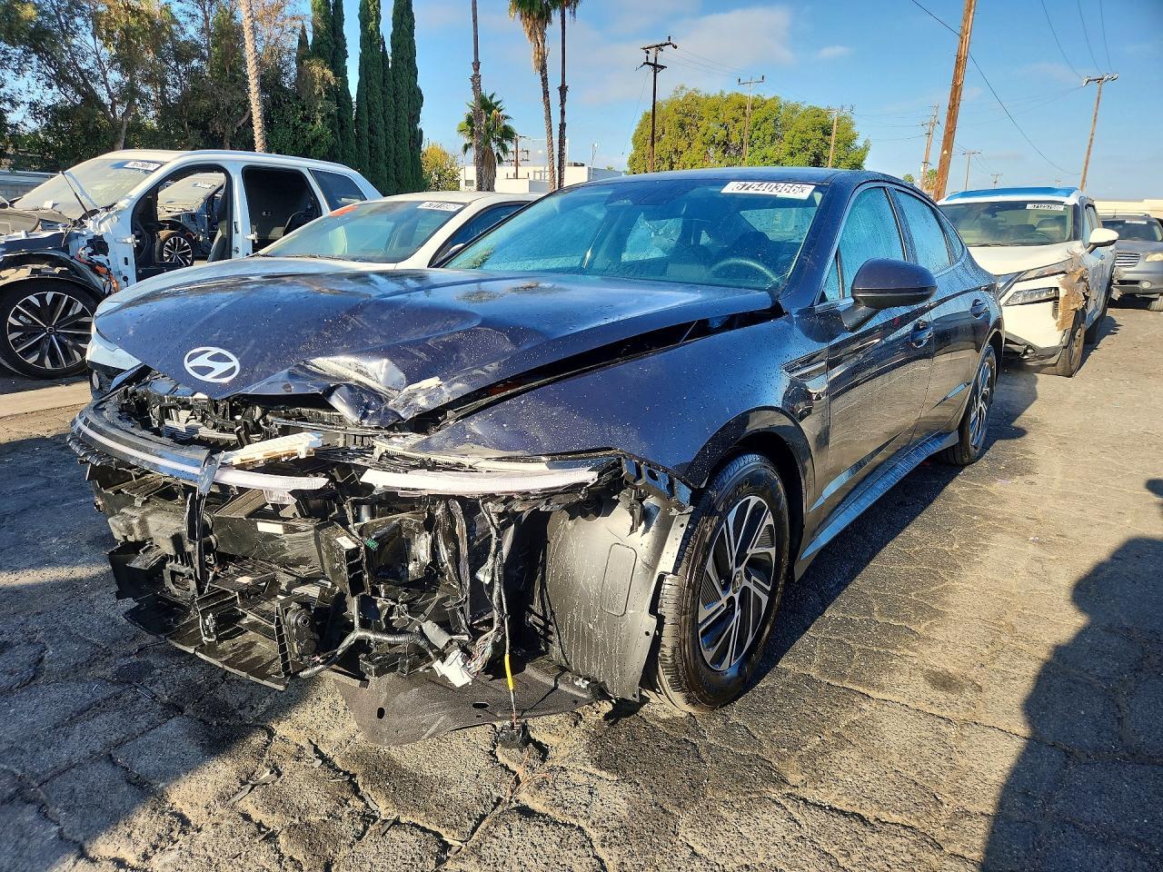 2026 HYUNDAI SONATA HYBRID KMHL24JJ3TA184396