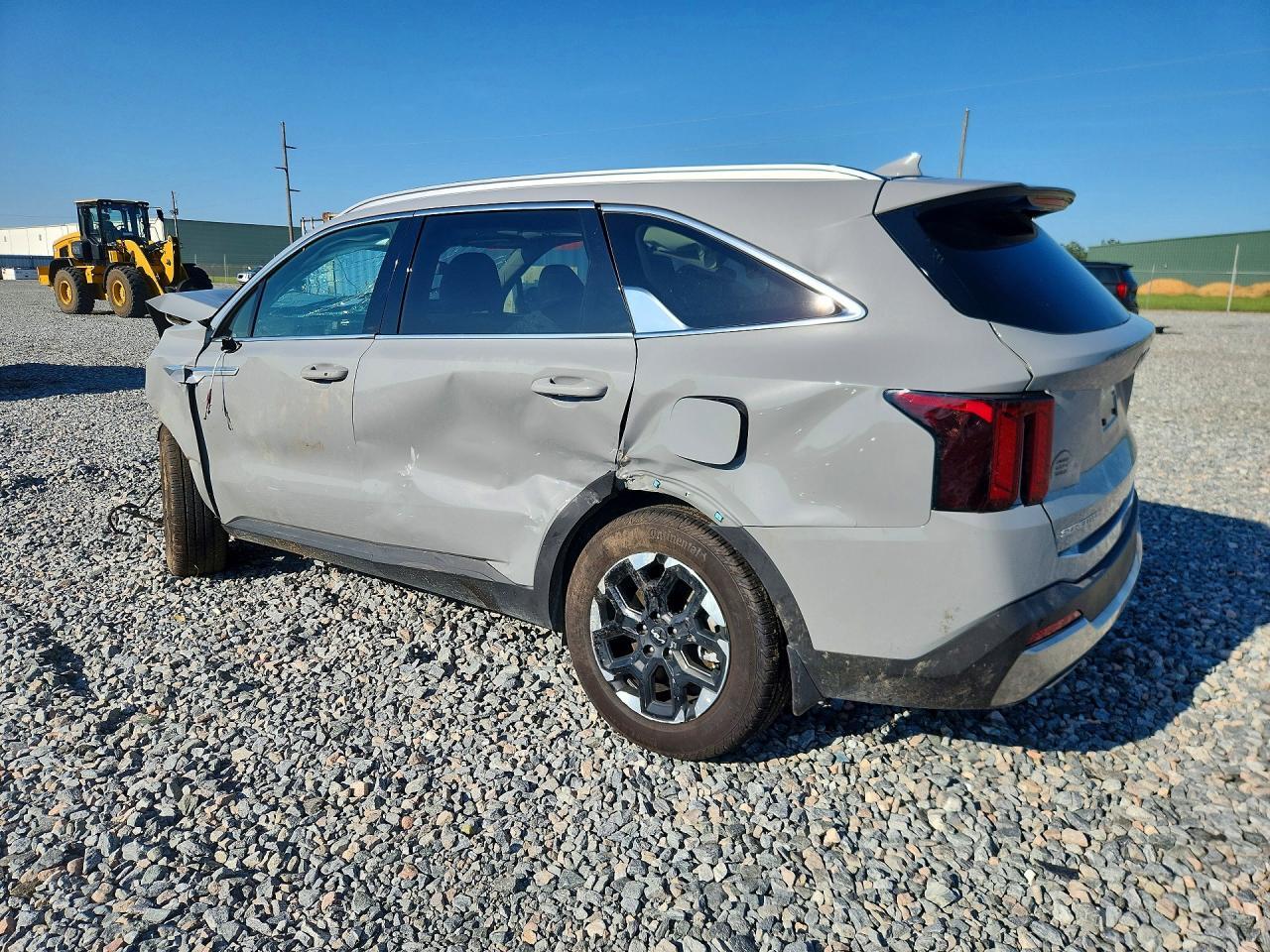 2026 KIA SORENTO S — Фото 2 из 14