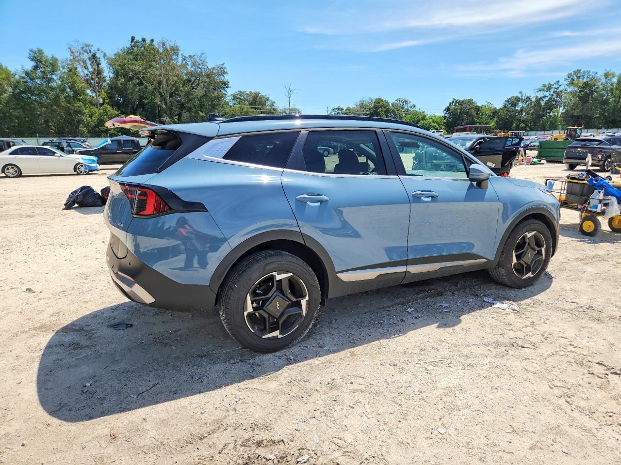 2026 KIA SPORTAGE HYBRID EX — Фото 3 из 13