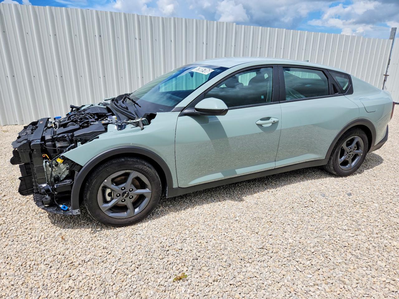 2026 KIA K4 3KPFT4DE3TE262976