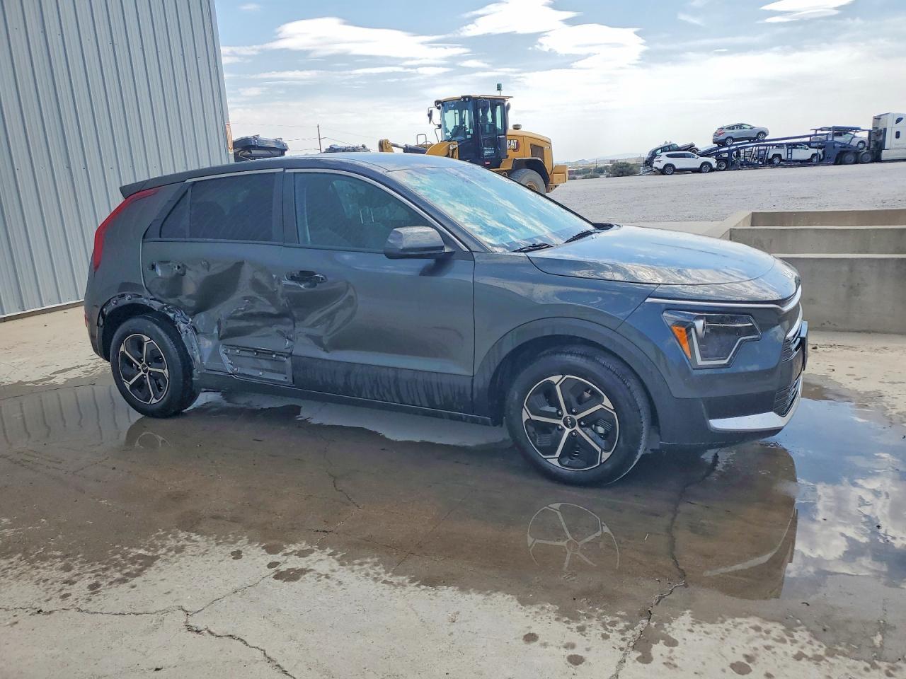KNDCP3LE2T5341327 2026 KIA NIRO photo no. 4