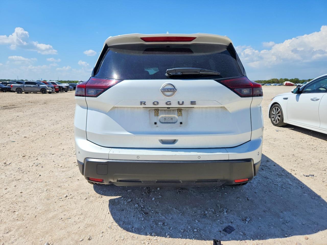 5N1BT3BA2SC786503 2025 NISSAN ROGUE photo no. 6