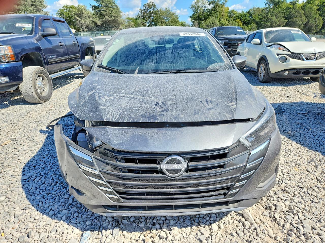 2025 NISSAN VERSA SV — Фото 5 из 13