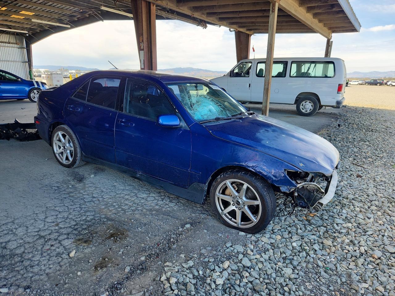 2001 LEXUS IS 300 — Фото 4 из 13