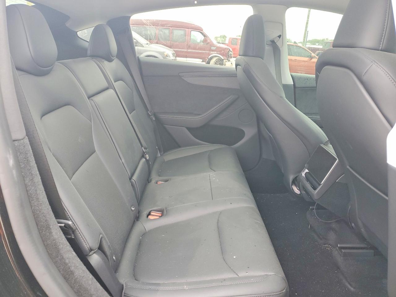7SAYGDEE4TA491821 2026 TESLA MODEL Y photo no. 11