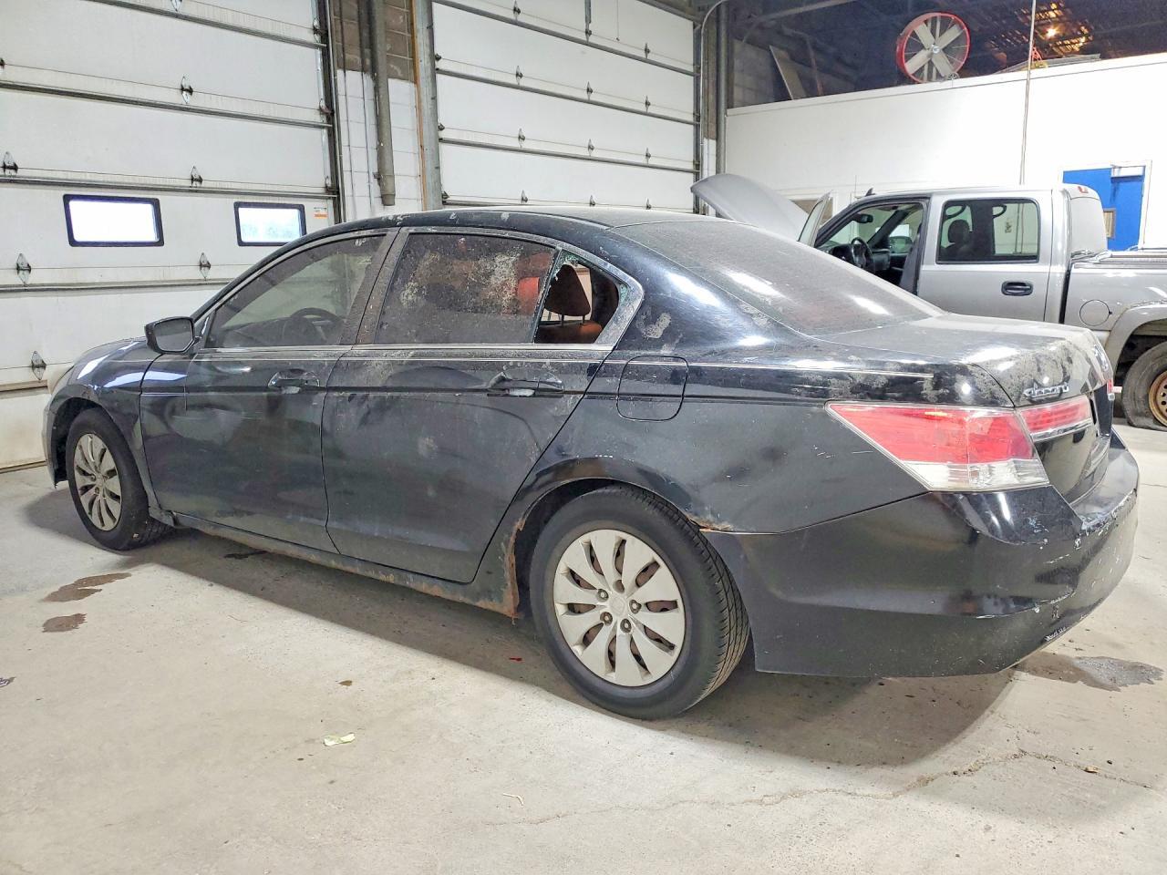 1HGCP2F34CA100947 2012 HONDA ACCORD photo no. 2