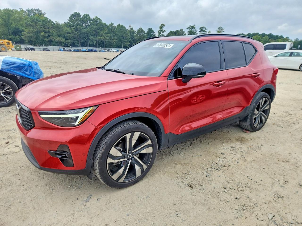 2025 VOLVO XC40 YV4L12UC6S2463159