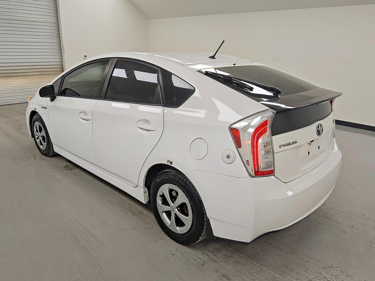 JTDKN3DU3C5491812 2012 TOYOTA PRIUS photo no. 2