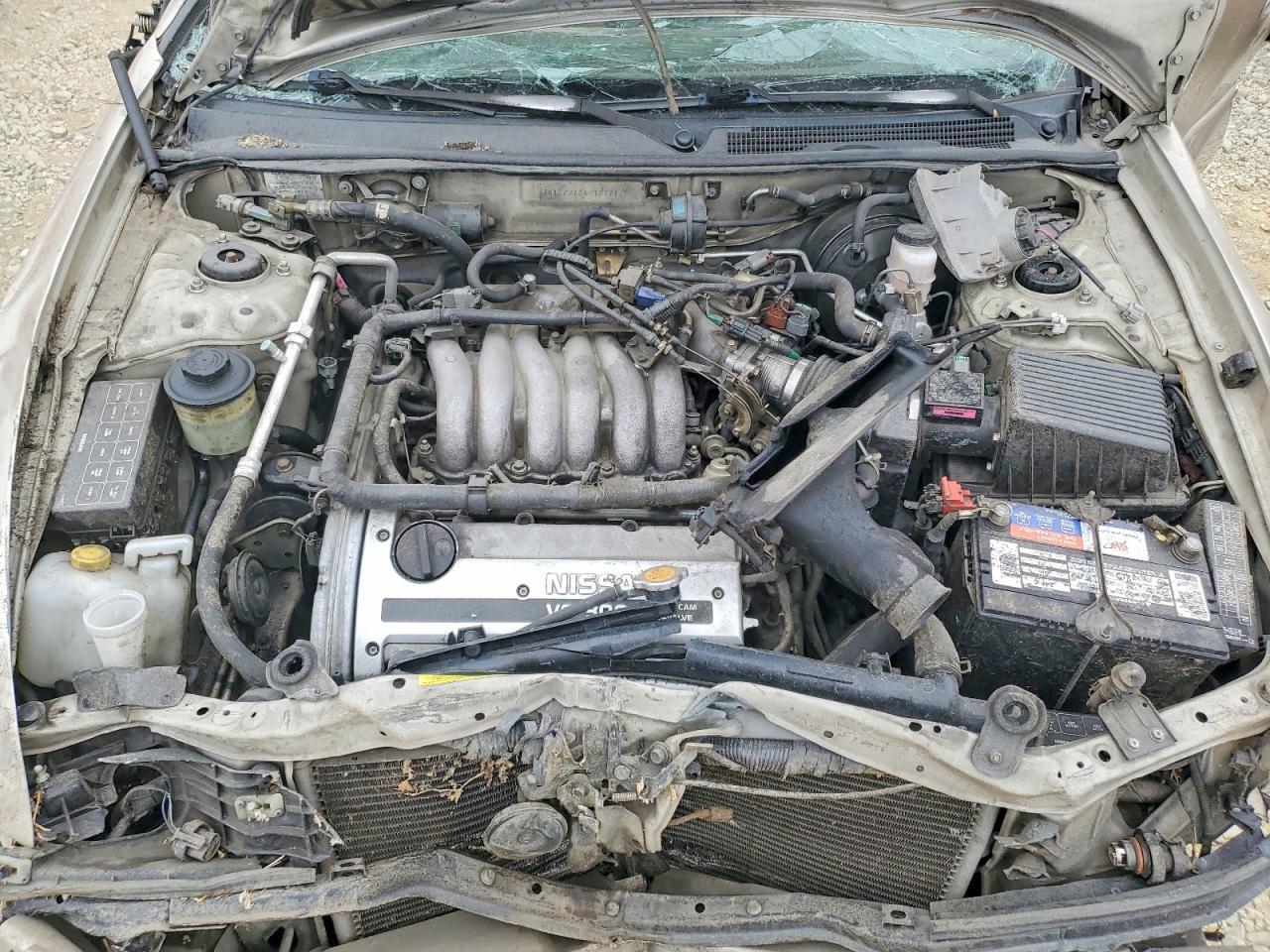JN1CA21D4XT817135 1999 NISSAN MAXIMA photo no. 11