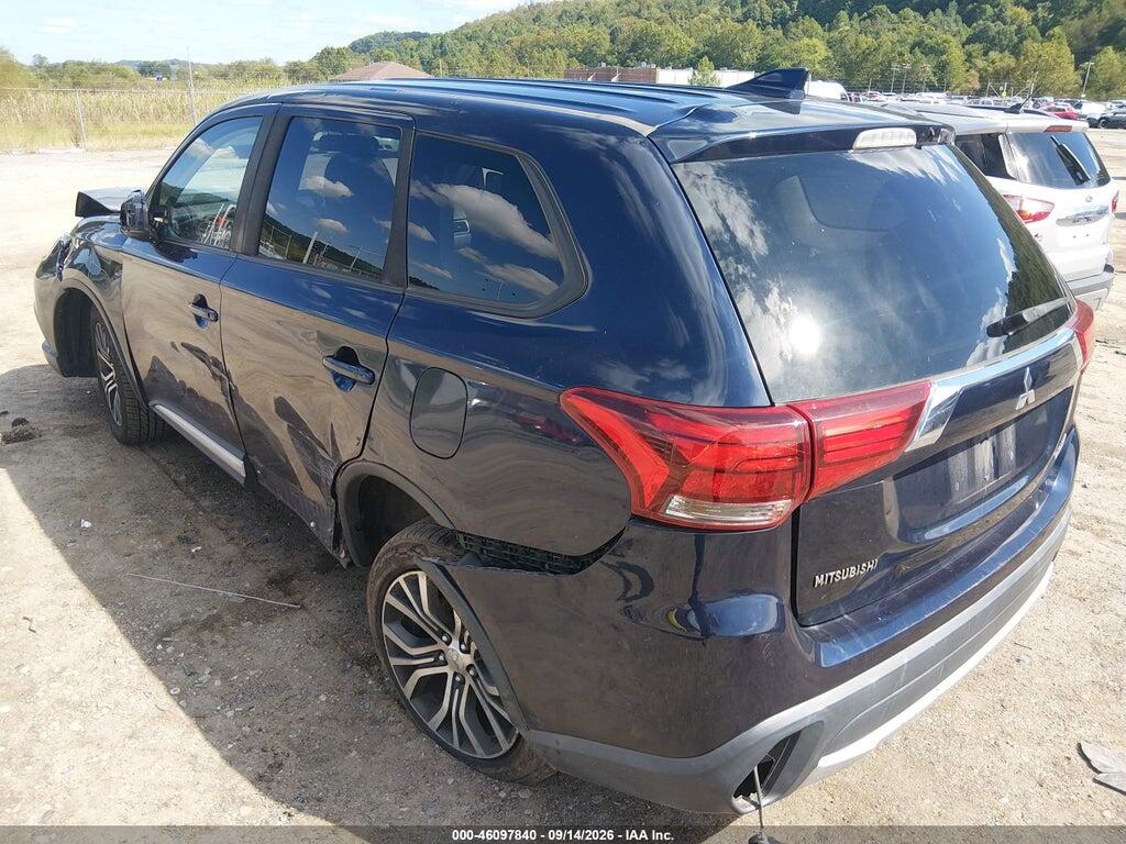 JA4AD2A3XHZ030041 2017 MITSUBISHI OUTLANDER photo no. 3