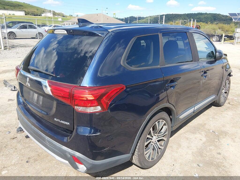 JA4AD2A3XHZ030041 2017 MITSUBISHI OUTLANDER photo no. 4