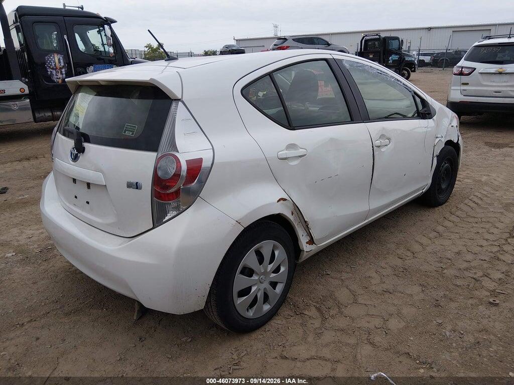 JTDKDTB3XE1569512 2014 TOYOTA PRIUS C photo no. 4