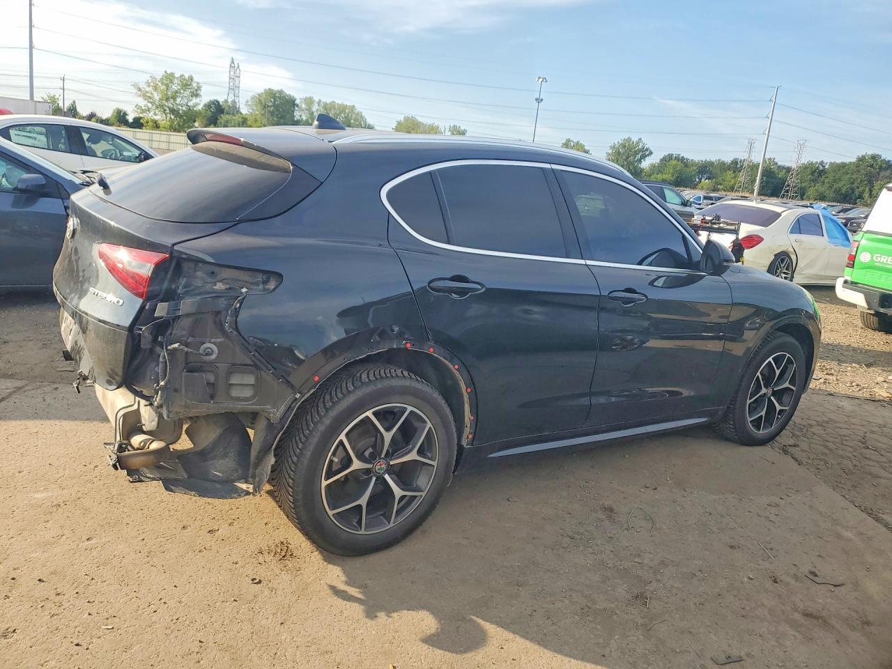 2021 ALFA ROMEO STELVIO TI — Фото 3 из 13