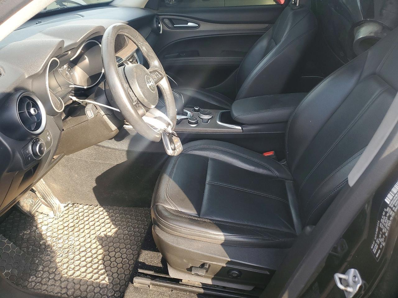 2021 ALFA ROMEO STELVIO TI — Фото 7 из 13