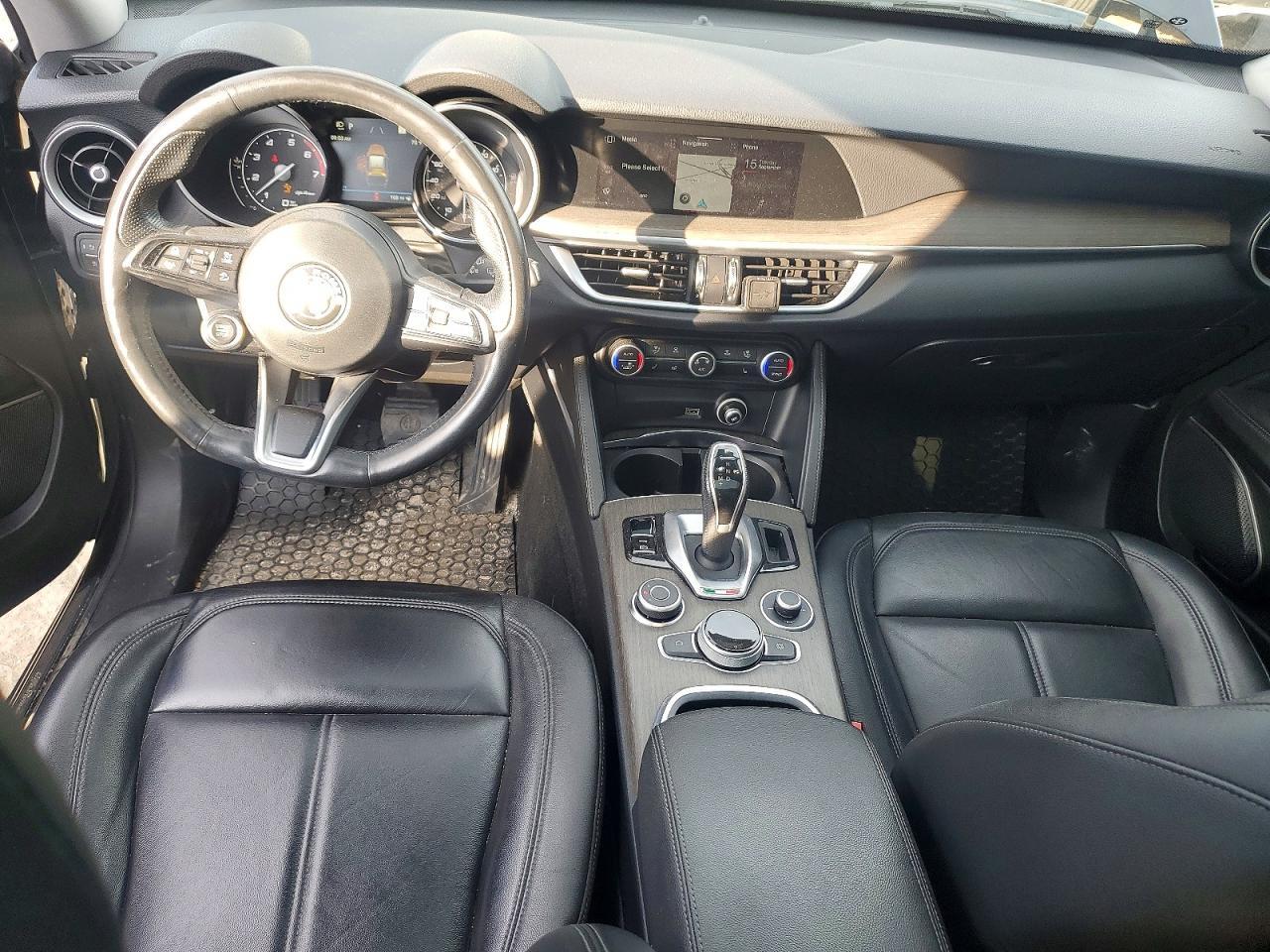 2021 ALFA ROMEO STELVIO TI — Фото 8 из 13
