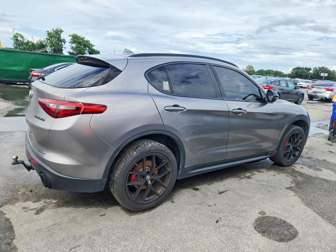 2019 ALFA ROMEO STELVIO — Фото 3 из 13
