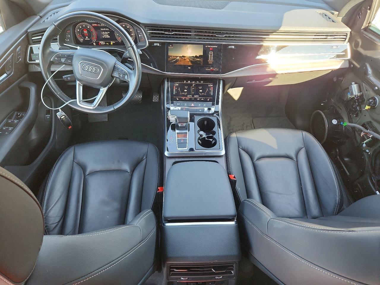 2020 AUDI Q8 PREMIUM — Фото 8 из 14