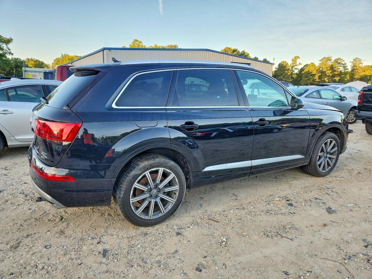 2017 AUDI Q7 PREMIUM PLUS — Фото 3 из 13