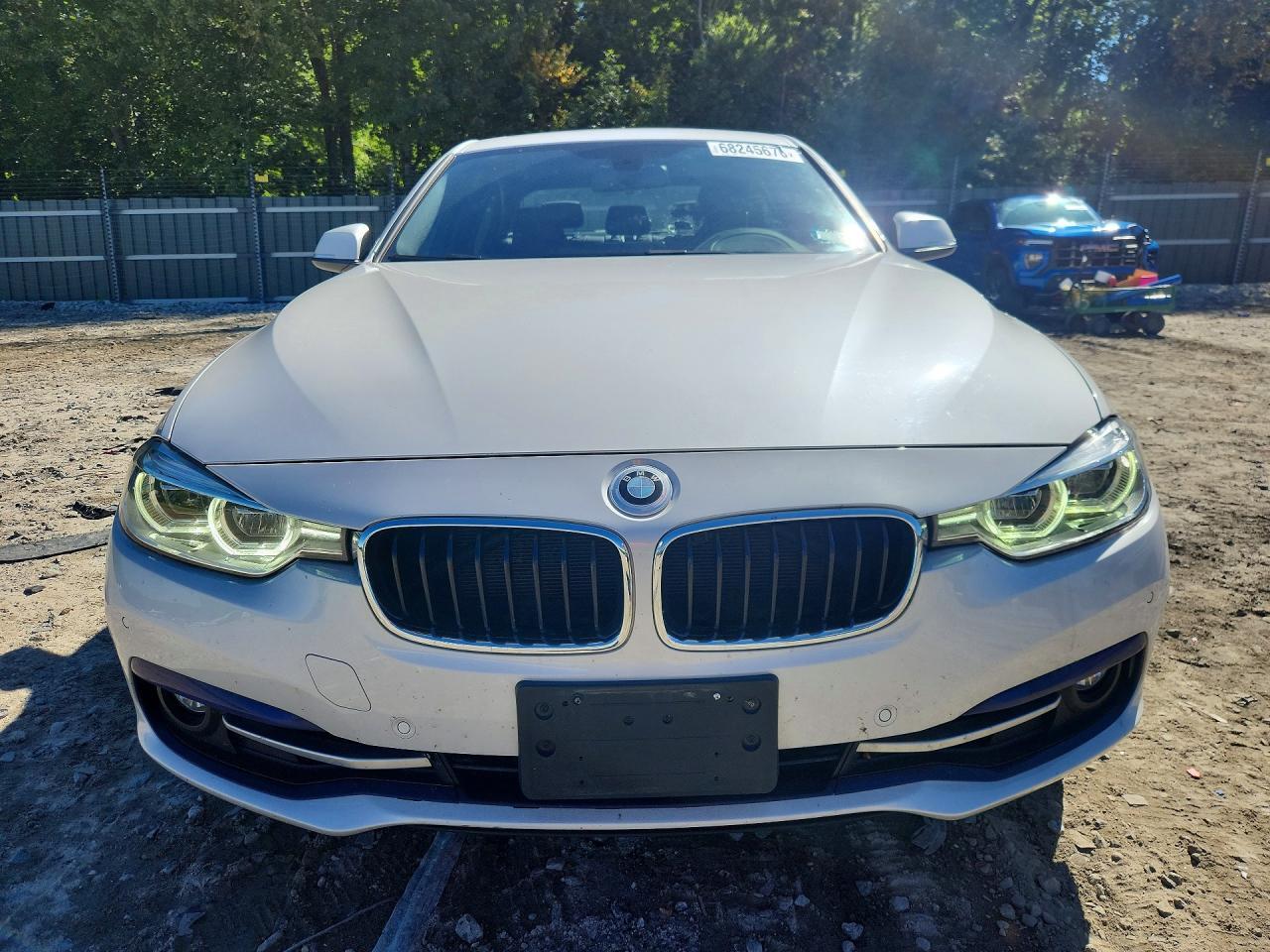 2018 BMW 330 XI — Фото 5 из 12