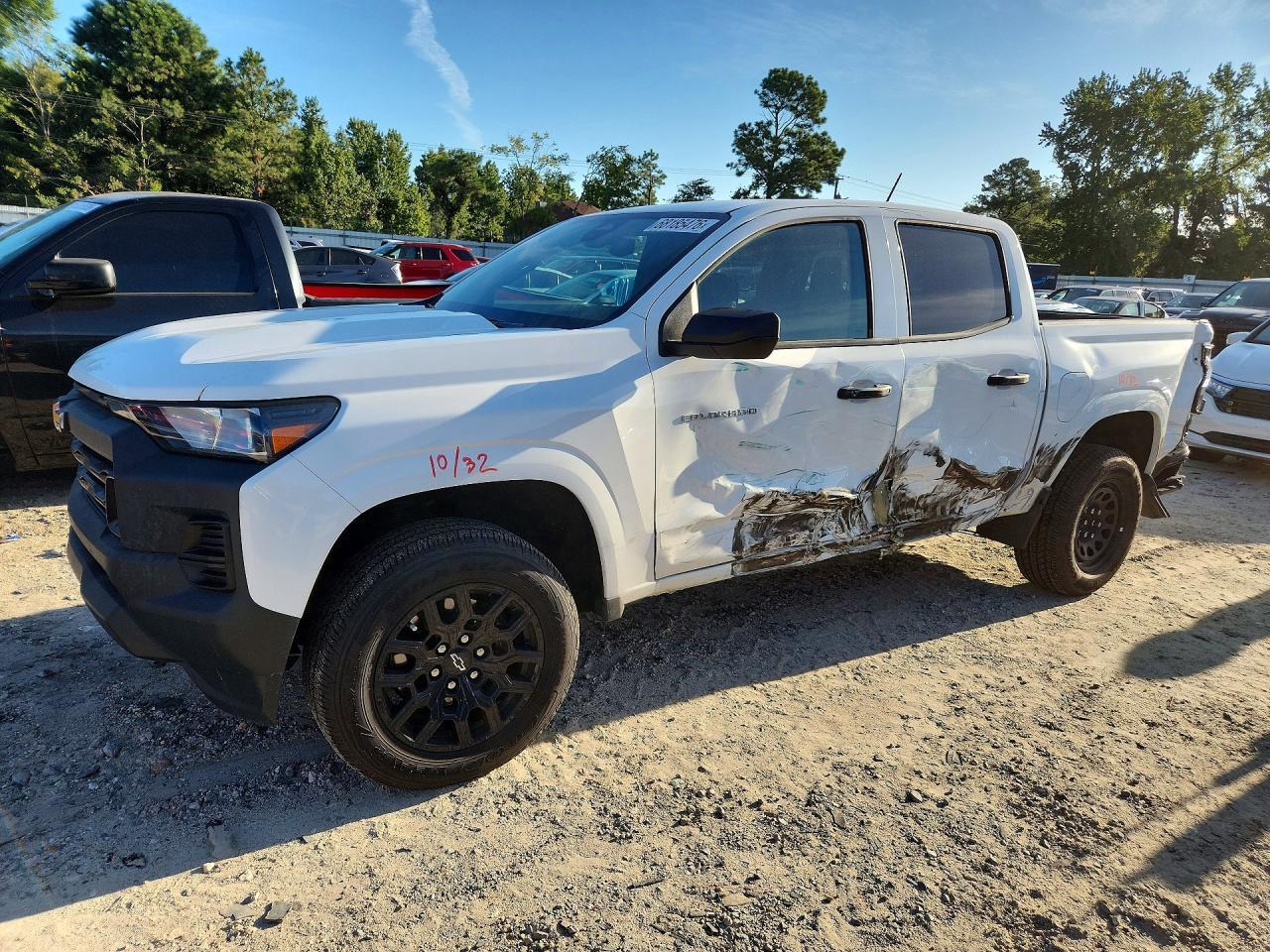 2025 CHEVROLET COLORADO