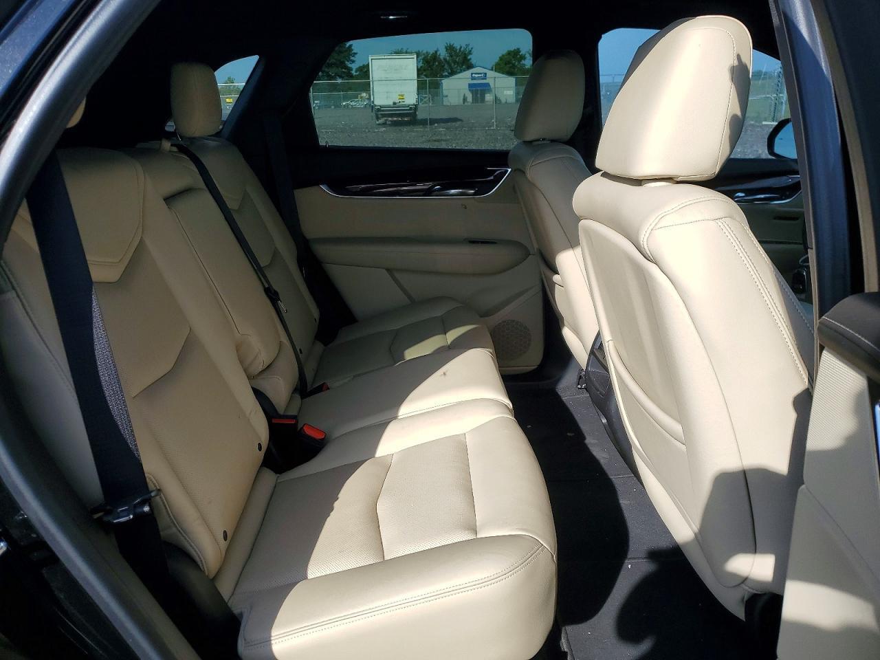2017 CADILLAC XT5 PREMIUM LUXURY — Фото 11 из 13