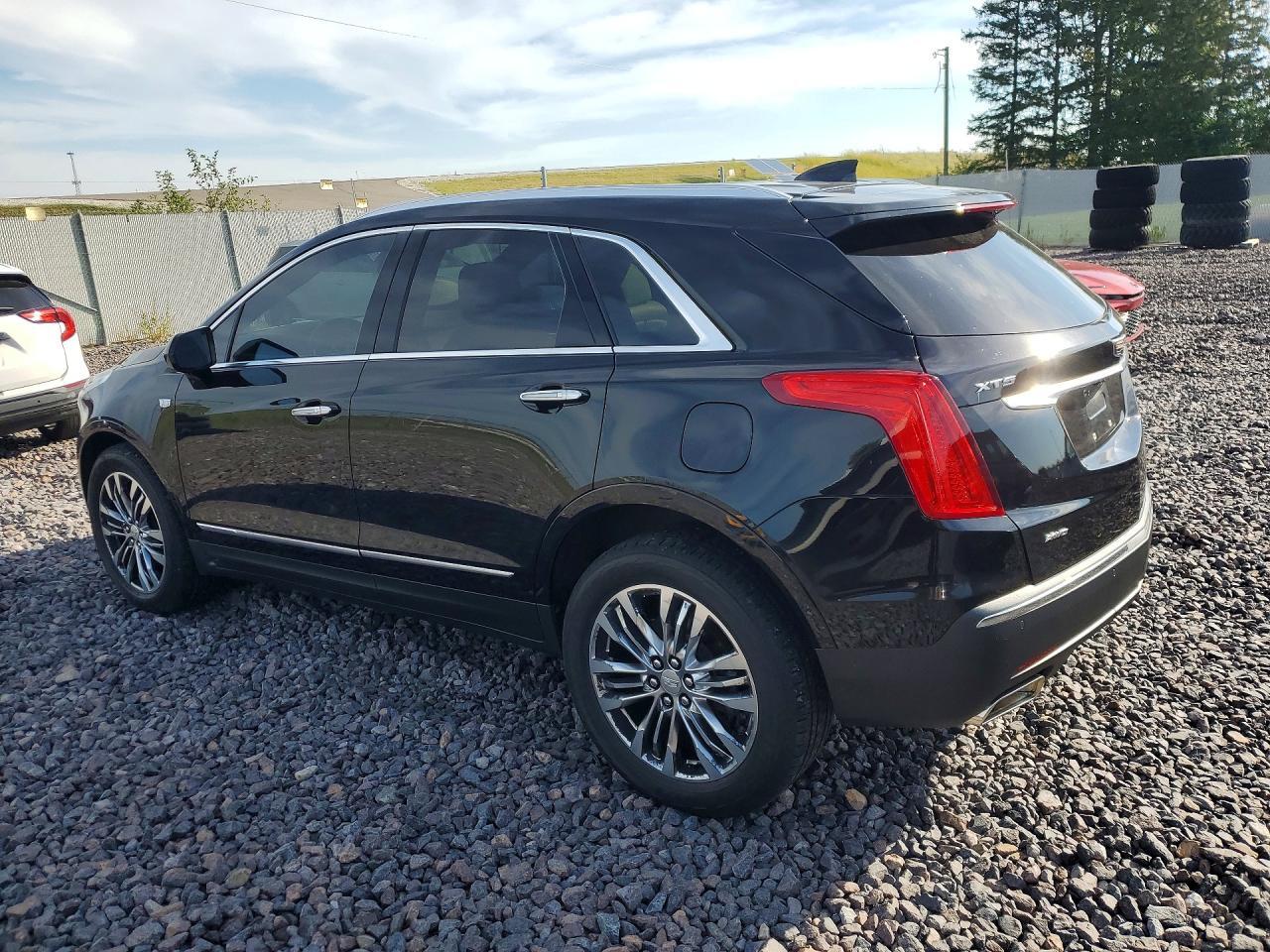 2017 CADILLAC XT5 PREMIUM LUXURY — Фото 2 из 13