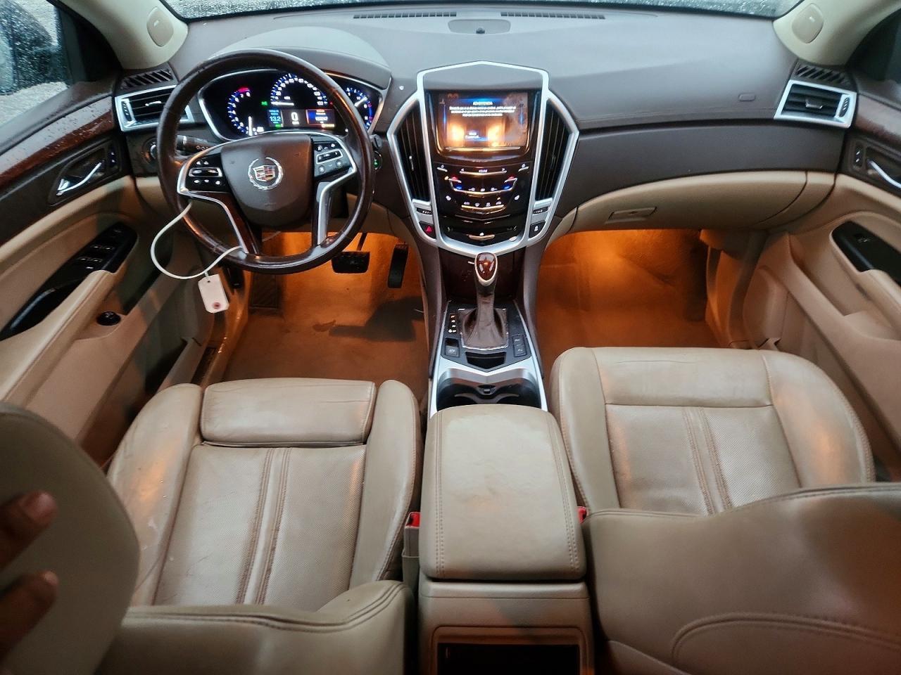 2016 CADILLAC SRX LUXURY COLLECTION — Фото 8 из 13