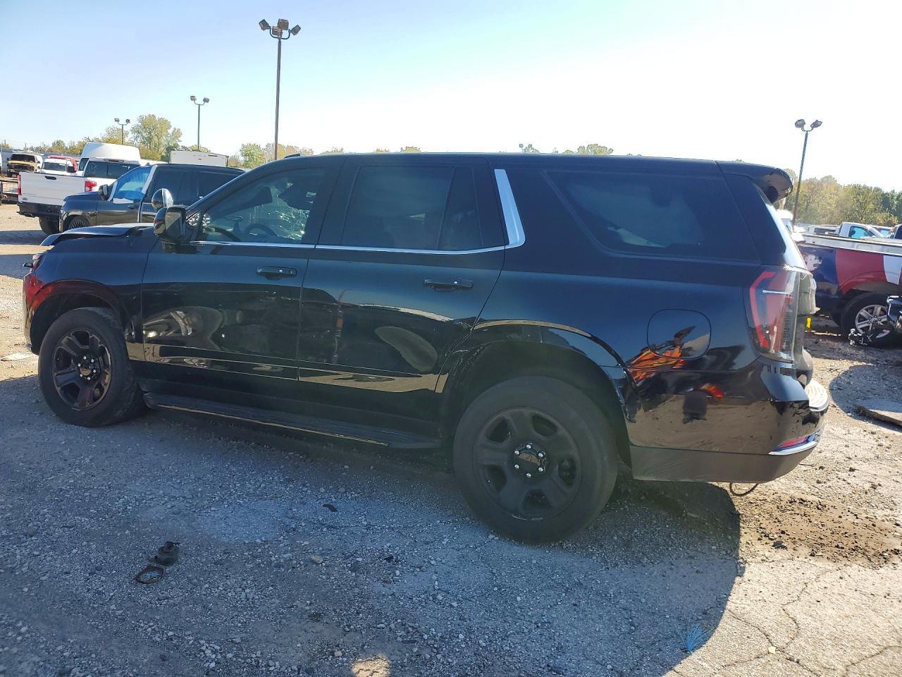 2025 CHEVROLET TAHOE K1500 PPV — Фото 2 из 14