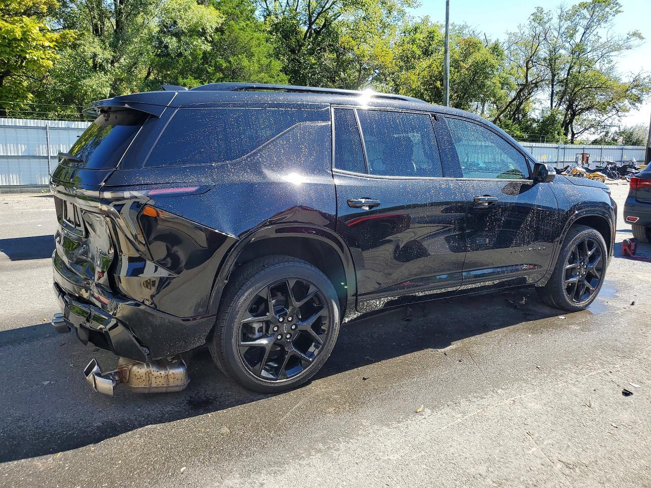 2024 CHEVROLET TRAVERSE RS — Фото 3 из 13