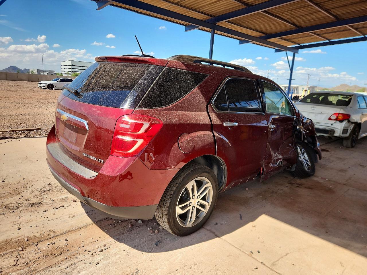 2016 CHEVROLET EQUINOX — Фото 3 из 13