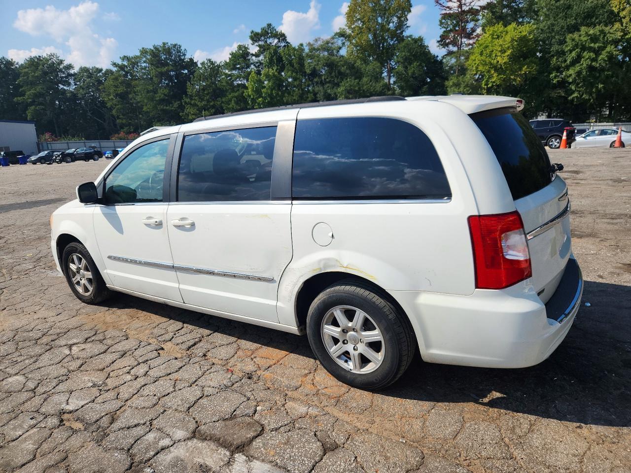 2012 CHRYSLER TOWN & COUNTRY TOURING — Фото 2 из 12
