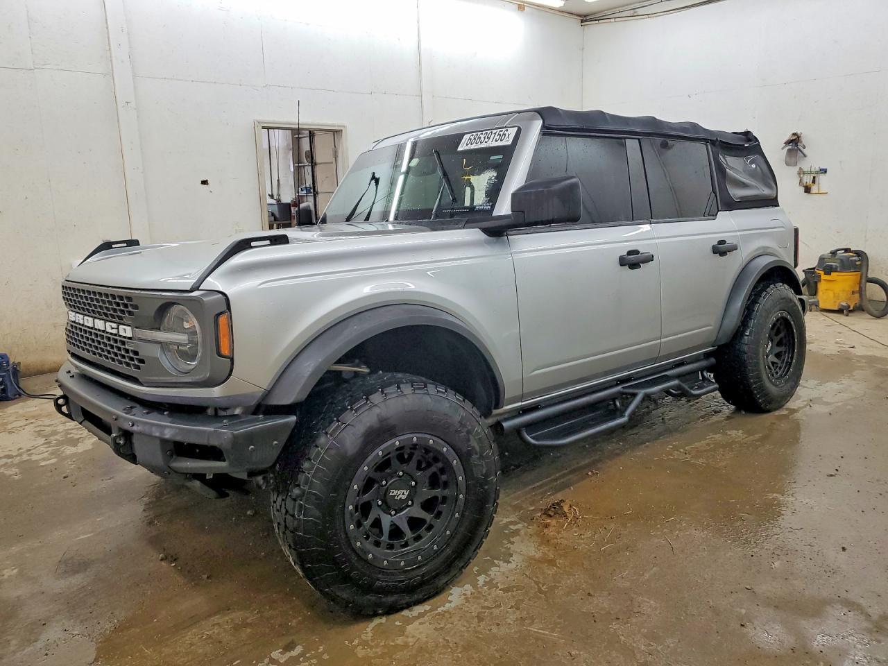2021 FORD BRONCO BASE
