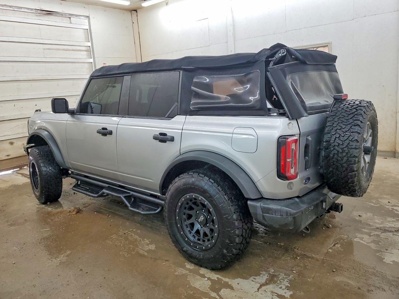 2021 FORD BRONCO BASE — Фото 2 из 14