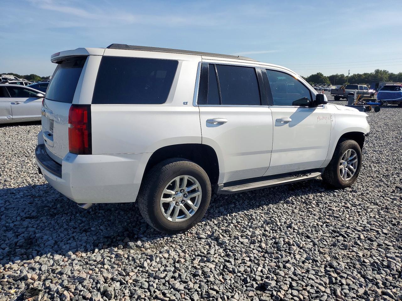 2016 CHEVROLET TAHOE C1500 LT — Фото 3 из 13
