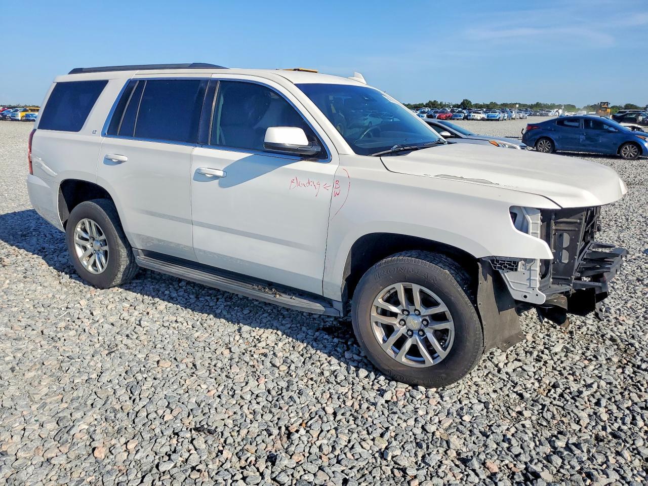 2016 CHEVROLET TAHOE C1500 LT — Фото 4 из 13