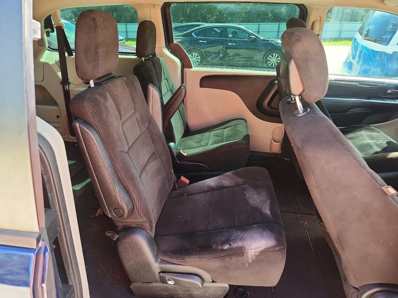2014 DODGE GRAND CARAVAN SE — Фото 11 из 14