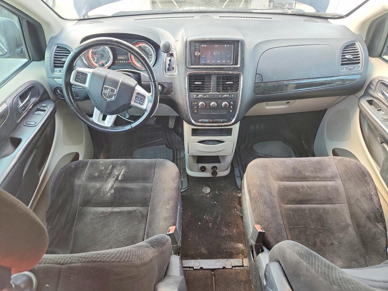 2014 DODGE GRAND CARAVAN SE — Фото 8 из 14