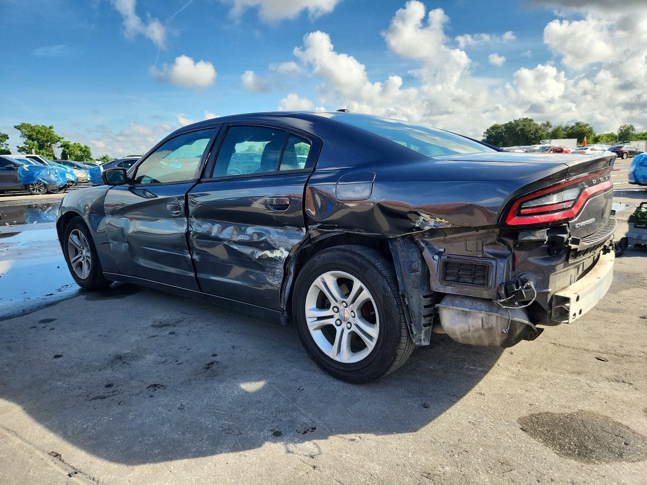 2019 DODGE CHARGER SXT — Фото 2 из 13