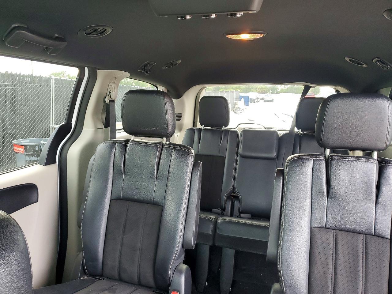 2019 DODGE GRAND CARAVAN SXT — Фото 10 из 14