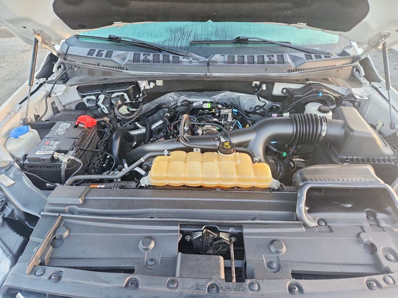 2020 FORD F150 XLT — Фото 11 из 12