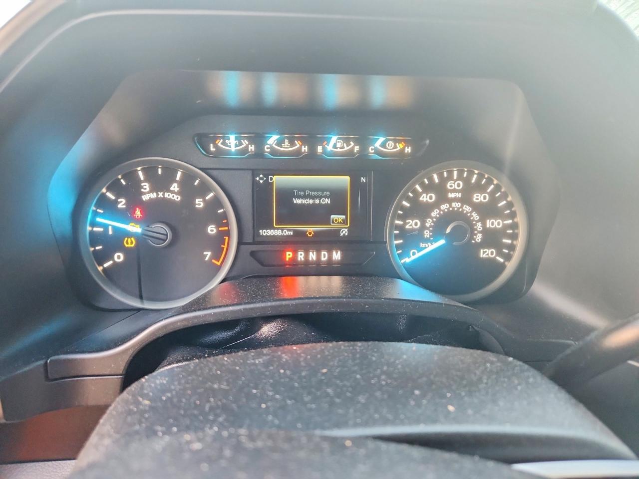 2020 FORD F150 XLT — Фото 9 из 12
