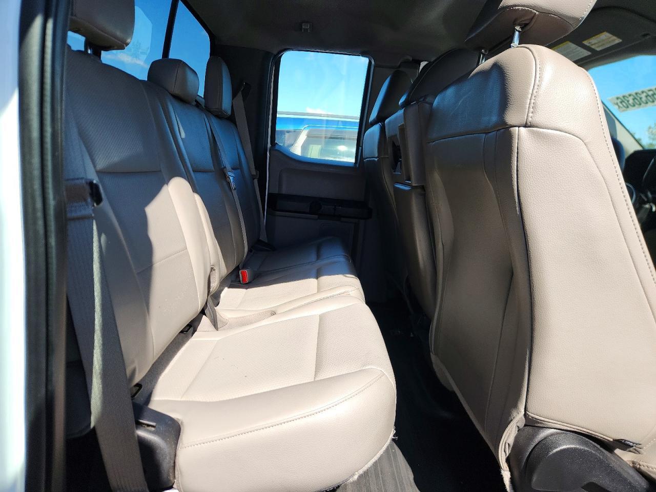 2015 FORD F150 — Фото 10 из 12