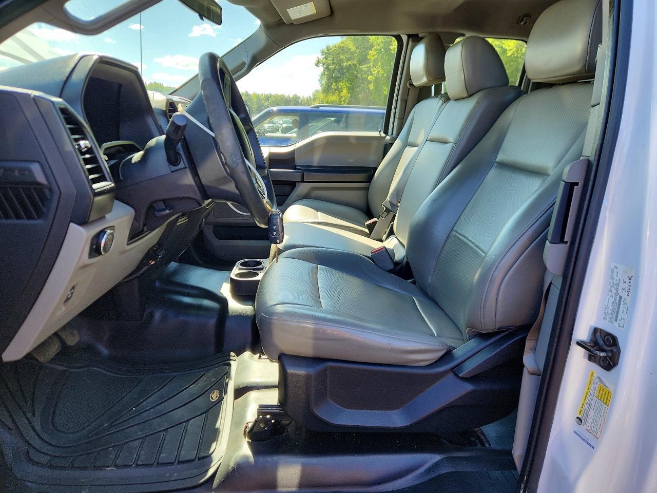 2015 FORD F150 — Фото 7 из 12
