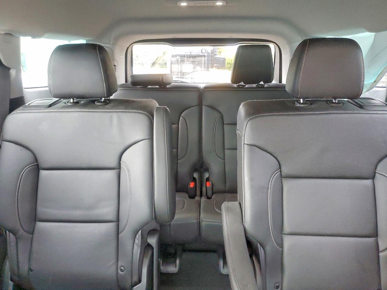 2023 GMC ACADIA SLT — Фото 10 из 14