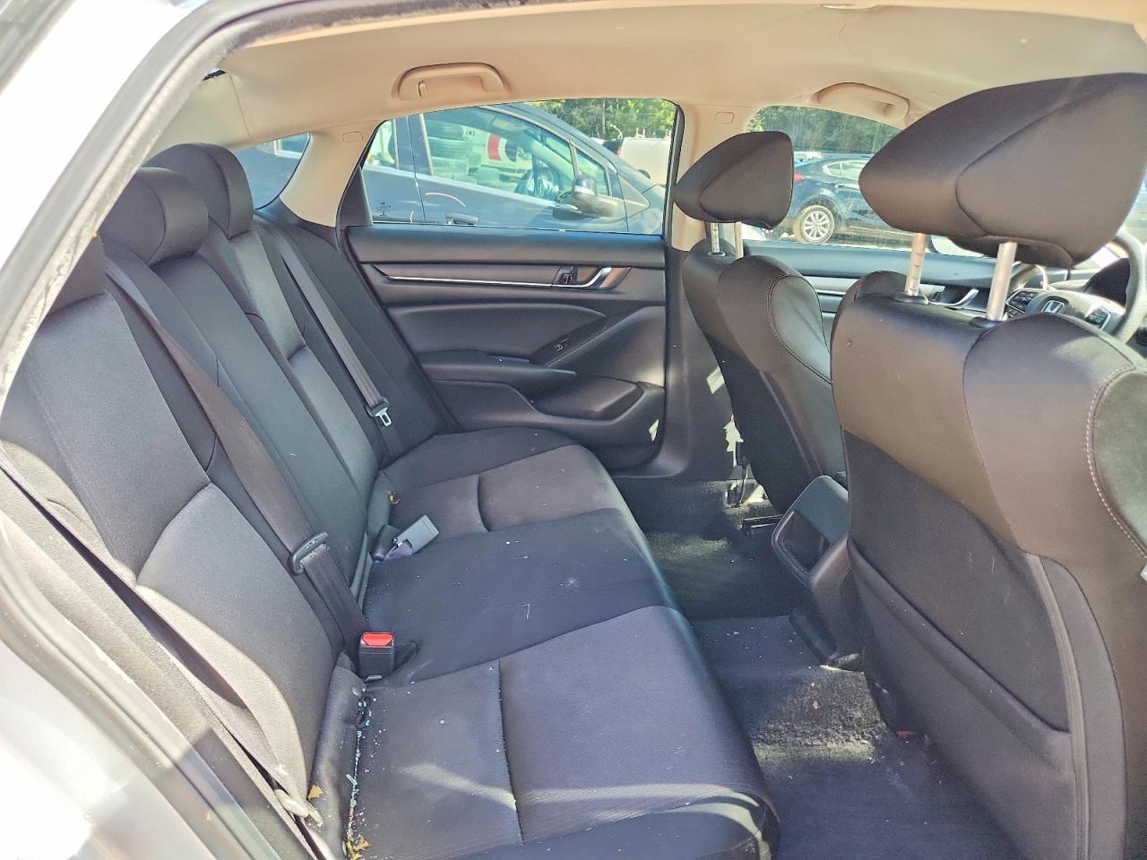 2022 HONDA ACCORD LX — Фото 10 из 13